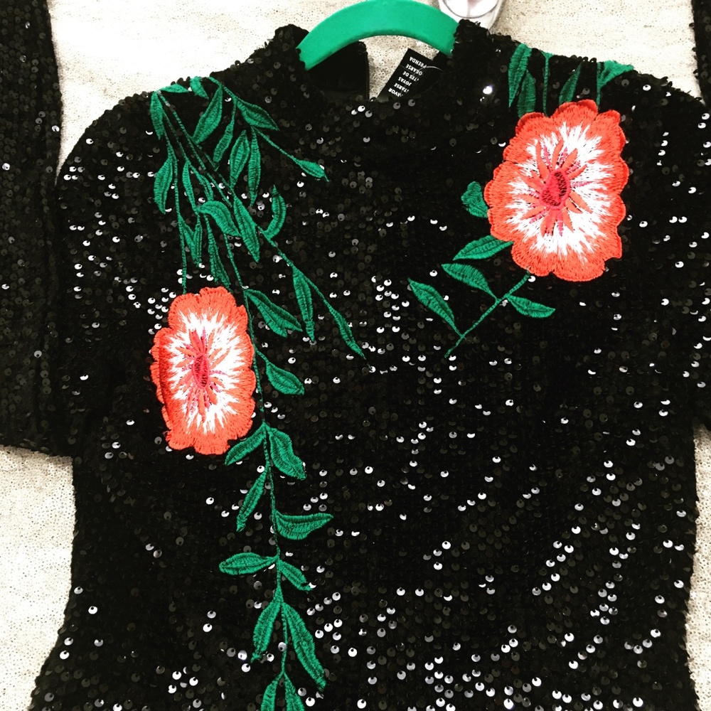 PARTY IN STYLE!!GianniBini embroider Sequin Dress